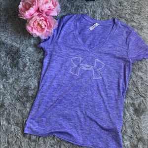 Under armor workout shirt, size M - Like new